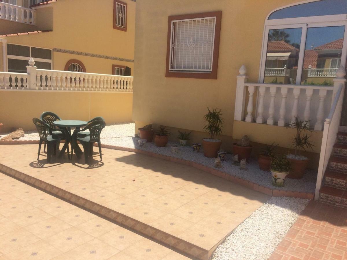Torrevieja, La Torreta Ground Floor Apartment With Large Private Patio Garden Exteriör bild
