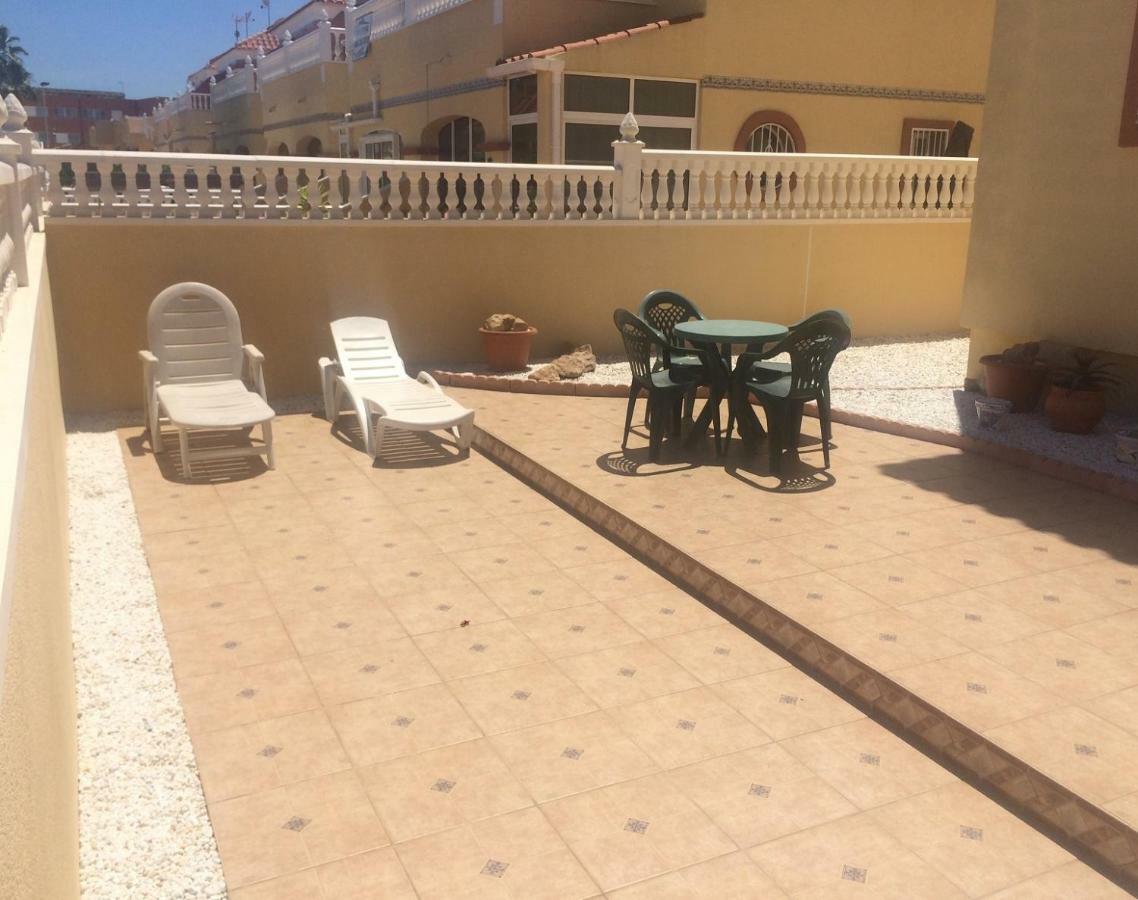 Torrevieja, La Torreta Ground Floor Apartment With Large Private Patio Garden Exteriör bild
